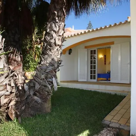 Juniper Fenced Pool Spacious House *
