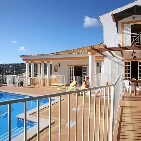 Holiday home Juniper Fenced Pool Spacious House *