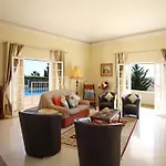 فيلة Juniper Fenced Pool Spacious House البوفيرا