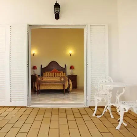 Juniper Fenced Pool Spacious House Vakantiehuis Albufeira