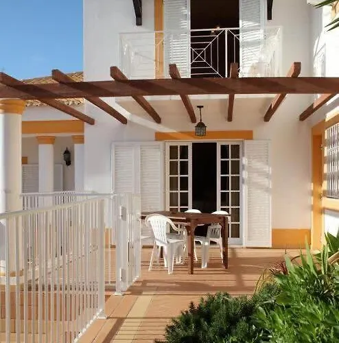 Villa Juniper Fenced Pool Spacious House