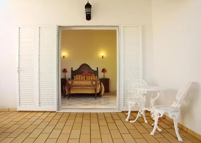 Juniper Fenced Pool Spacious House Villa Albufeira