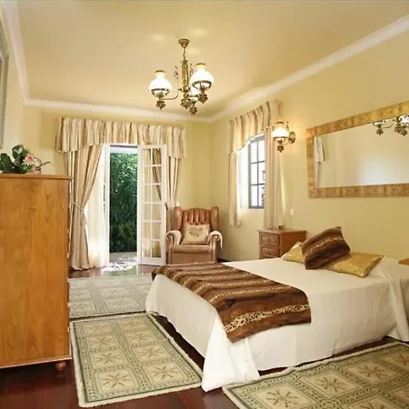 Juniper Fenced Pool Spacious House *